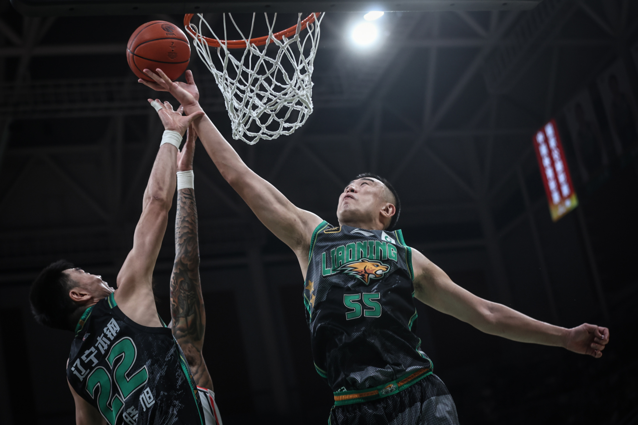 马德里竞技迎欧篮联关键赛；窗口期临场应变；悬念犹存；训练强度明显提升的简单介绍